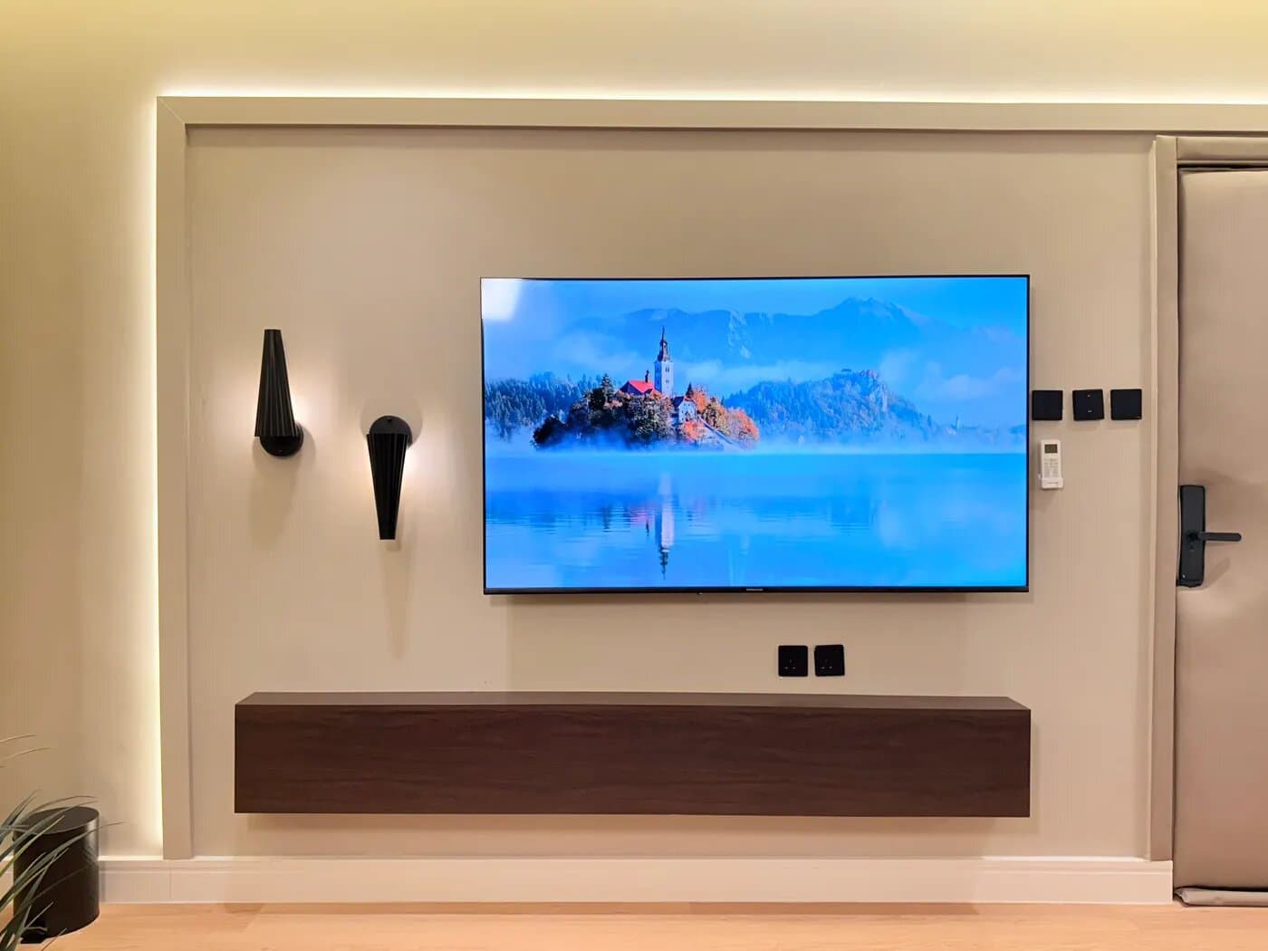 شقة بصالة وغرفة نوم property view