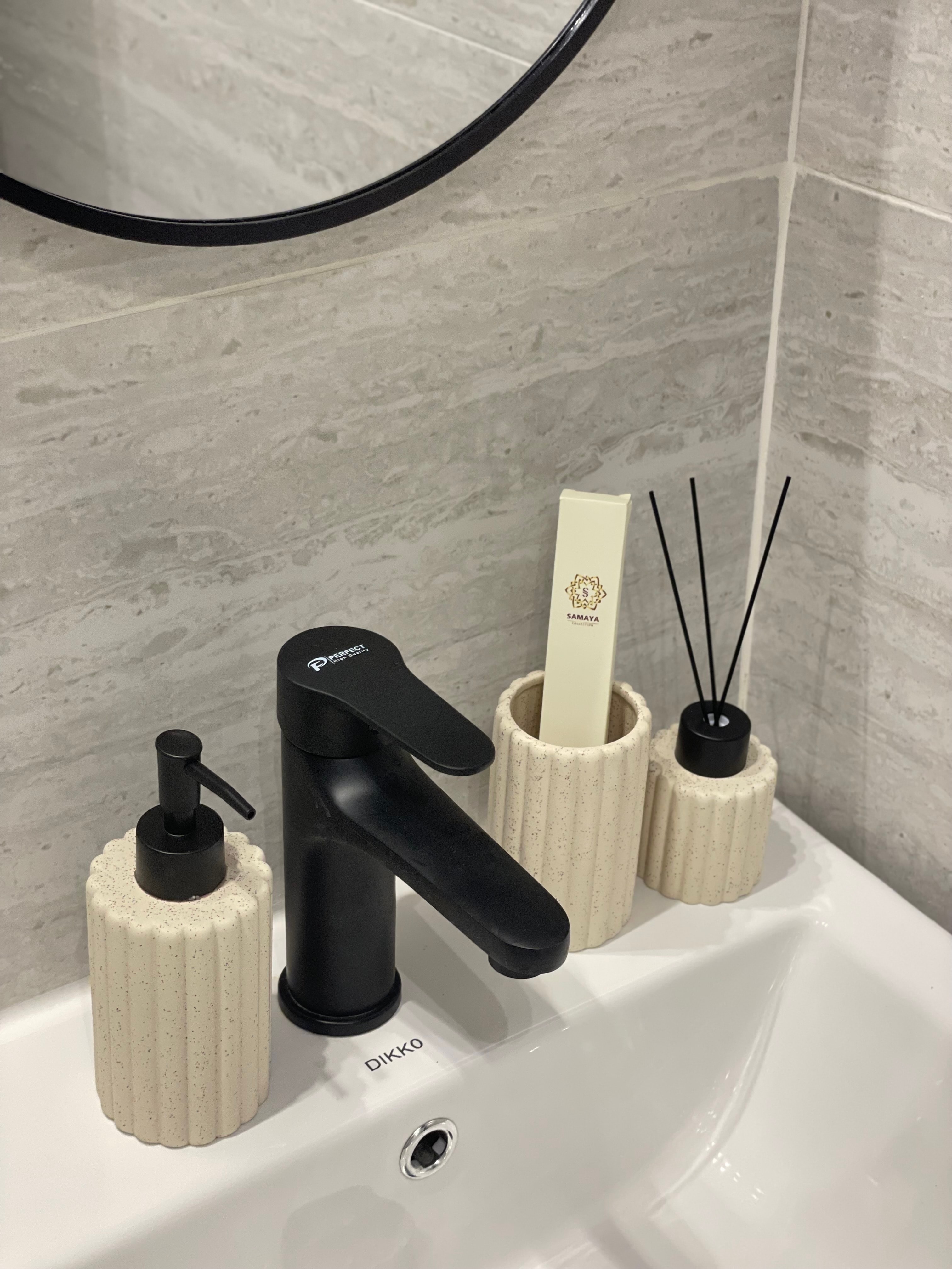 استديو انيق وراقي 5