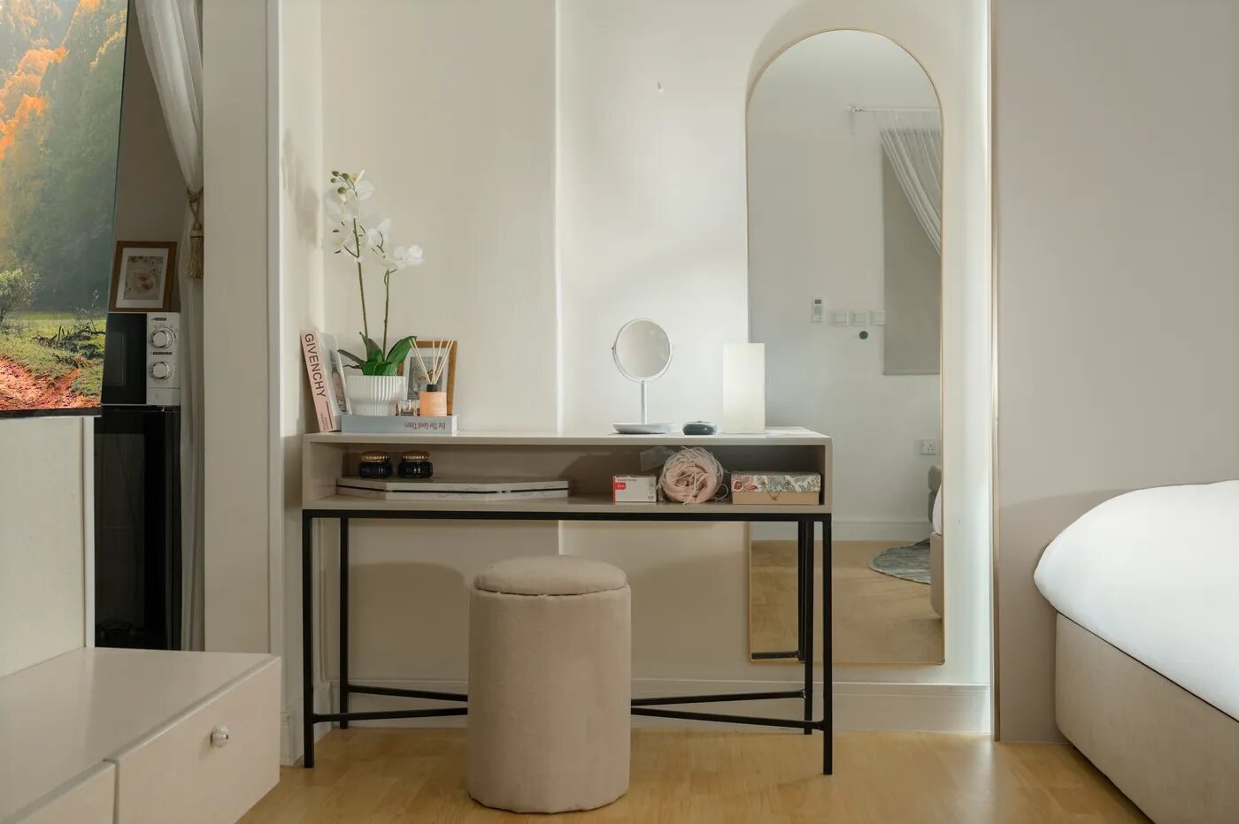 استديو هادئ بسرير ماستر 3