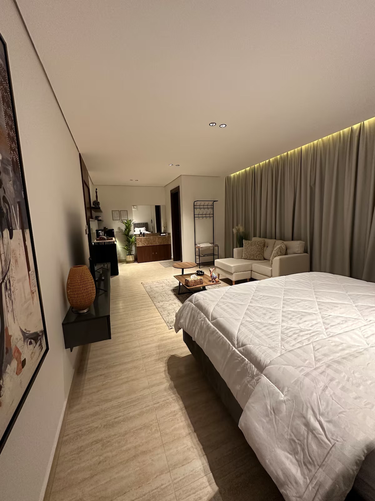 استوديو فاخر مع تسجيل دخول ذاتي بالقرب من مركز بارك أفينيو التجاري 3