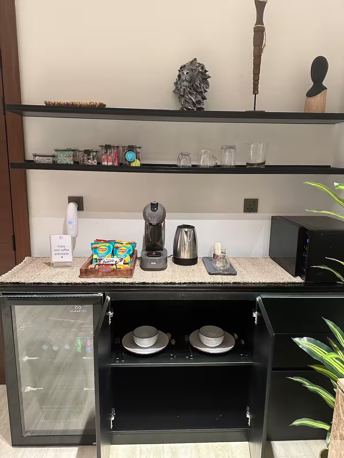 استوديو فاخر مع تسجيل دخول ذاتي بالقرب من مركز بارك أفينيو التجاري 19