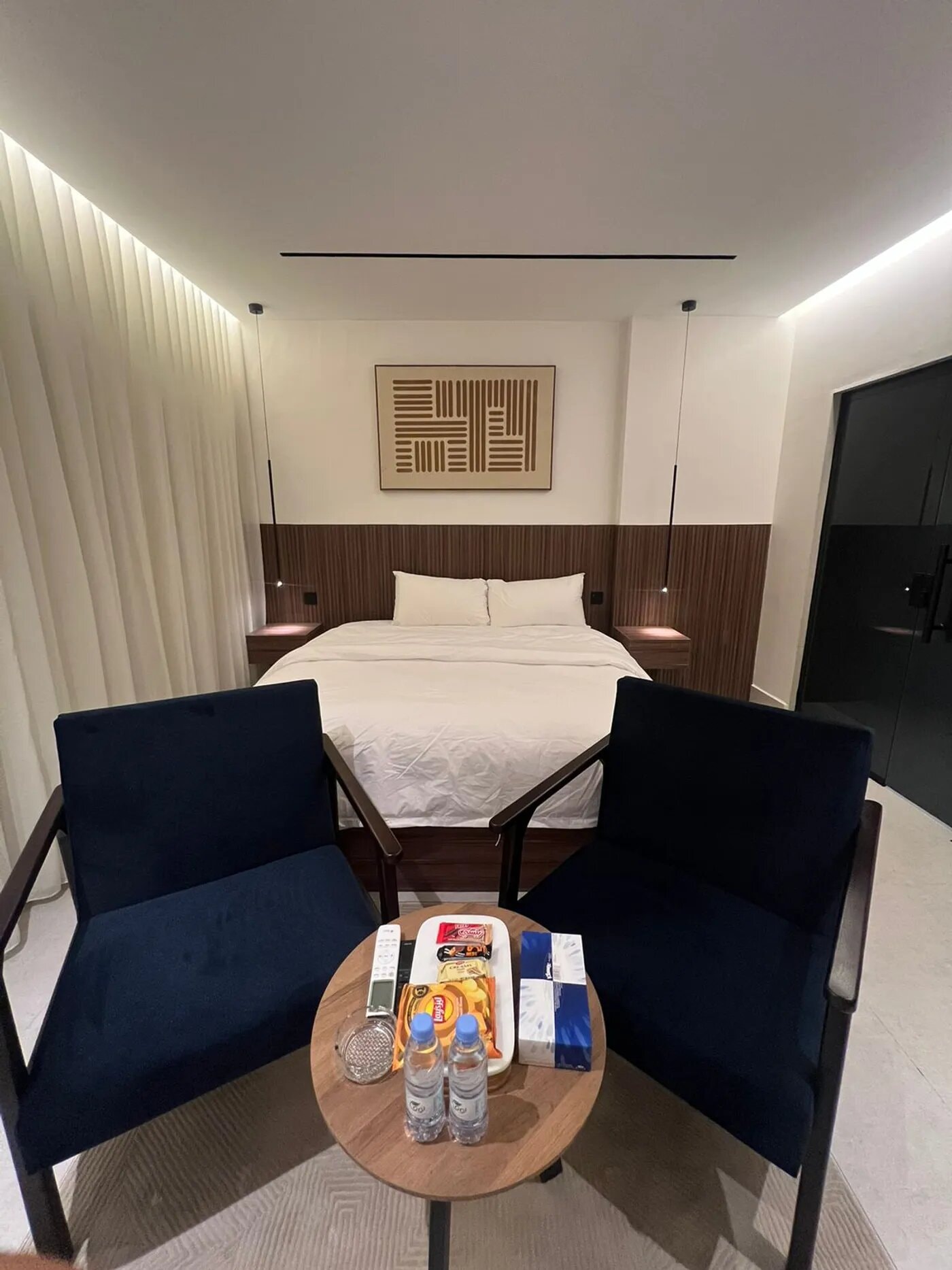 استديو بأثاث مريح 2