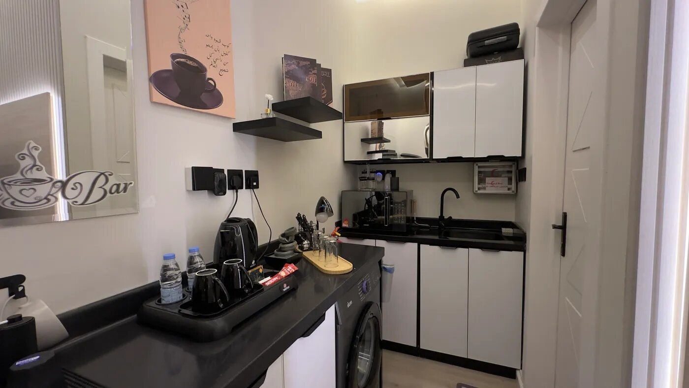 استديو بأثاث مريح 9