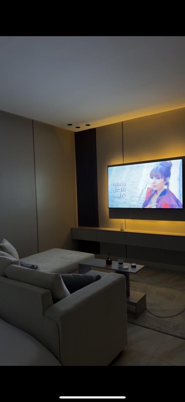 استديو بتصميم عصري 4