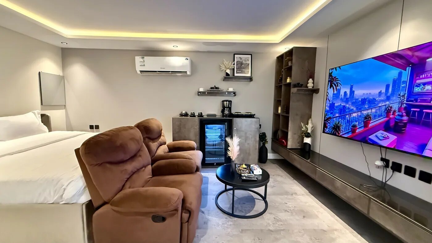 استديو هادئ بسرير ماستر دخول ذكي 1