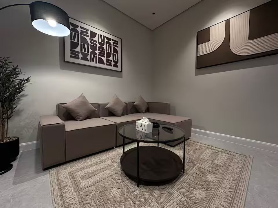 3غرف نوم وغرفة معيشة 1