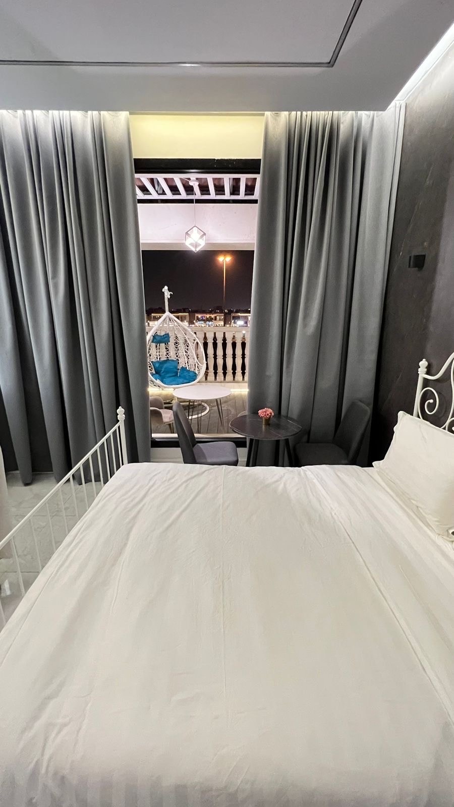 استديو فاخره ببلكونة 10