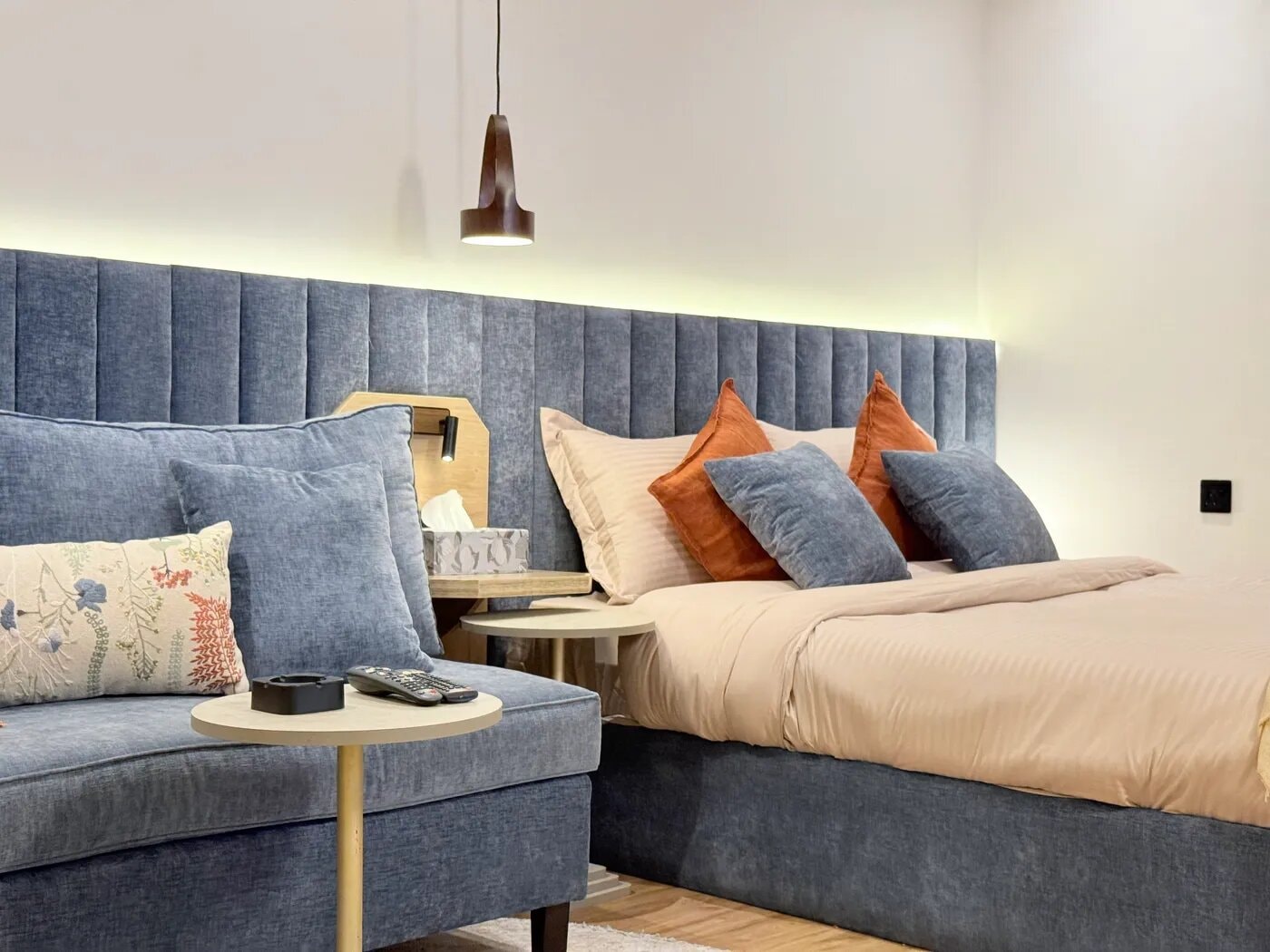 استديو هادئ بسرير ماستر وبلكونه 5