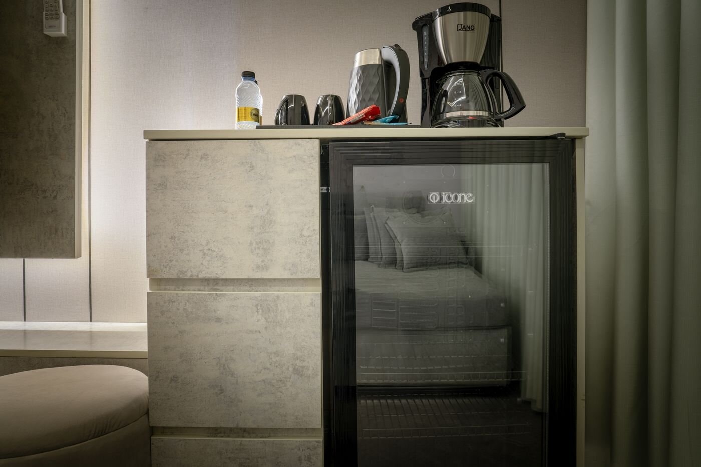 استديو هادئ بسرير ماستر دخول ذكي 8