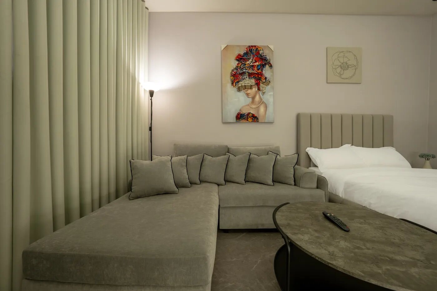 استديو هادئ بسرير ماستر دخول ذكي 12