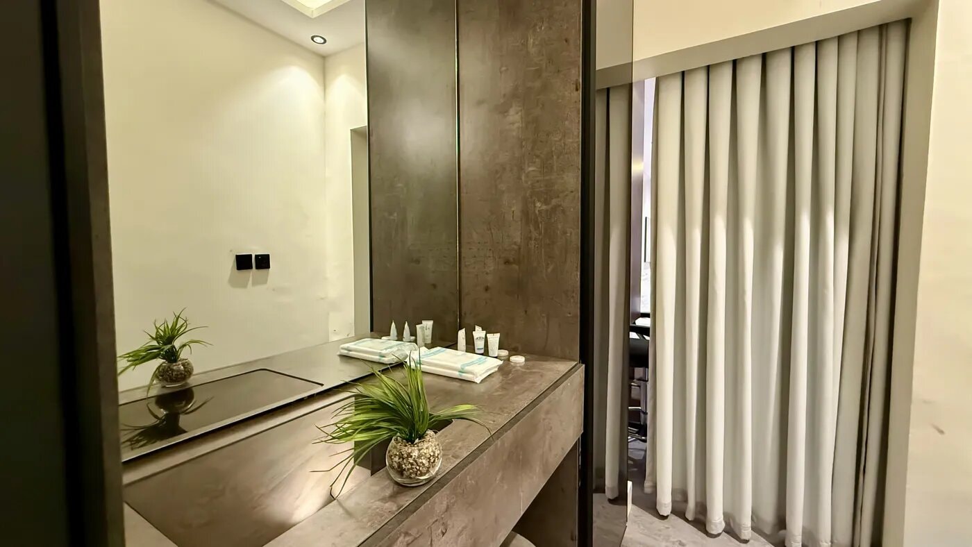 استديو هادئ بسرير ماستر دخول ذكي 18