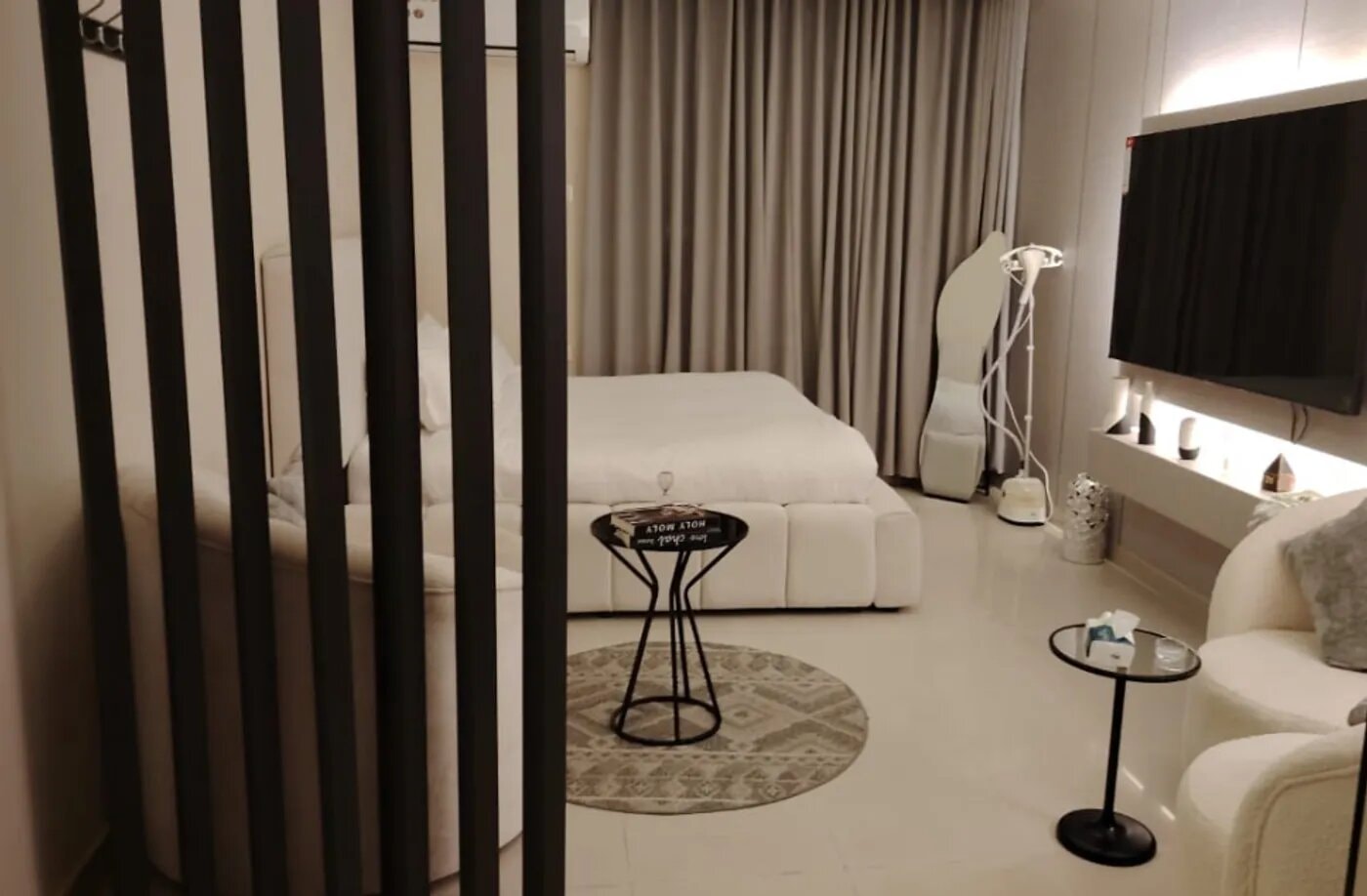 استديو هادئ بدخول ذاتي 2