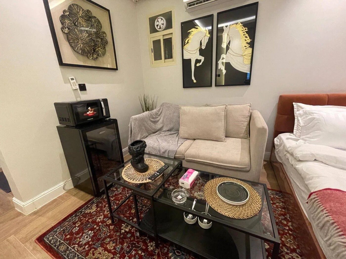 استديو بسرير ماسترS4 3