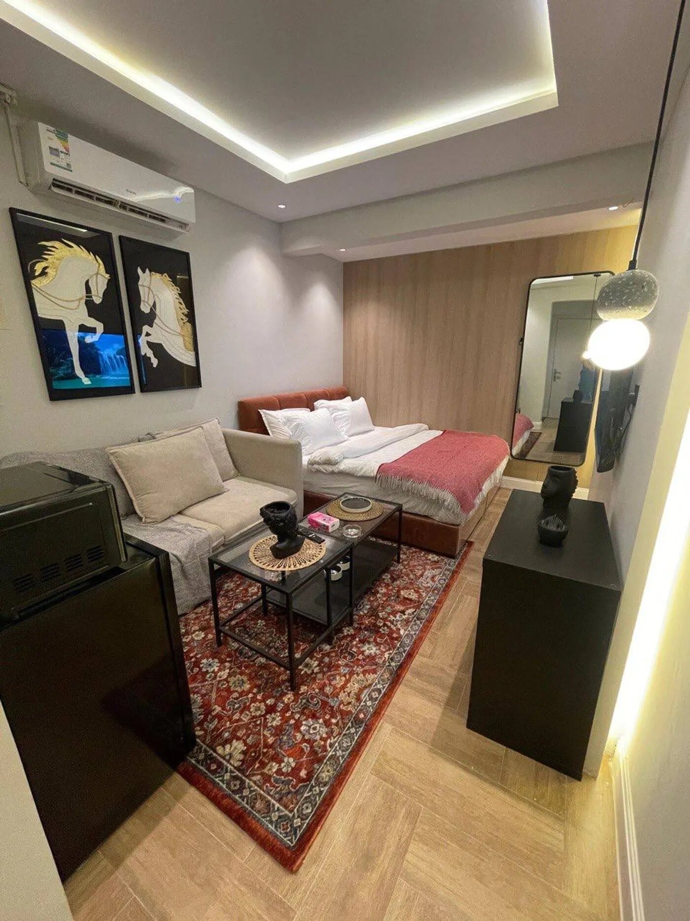 استديو بسرير ماسترS4 10