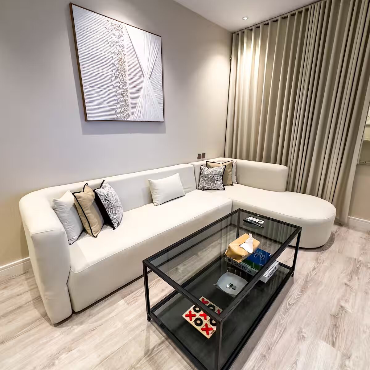 شقة امام البوليفارد 2