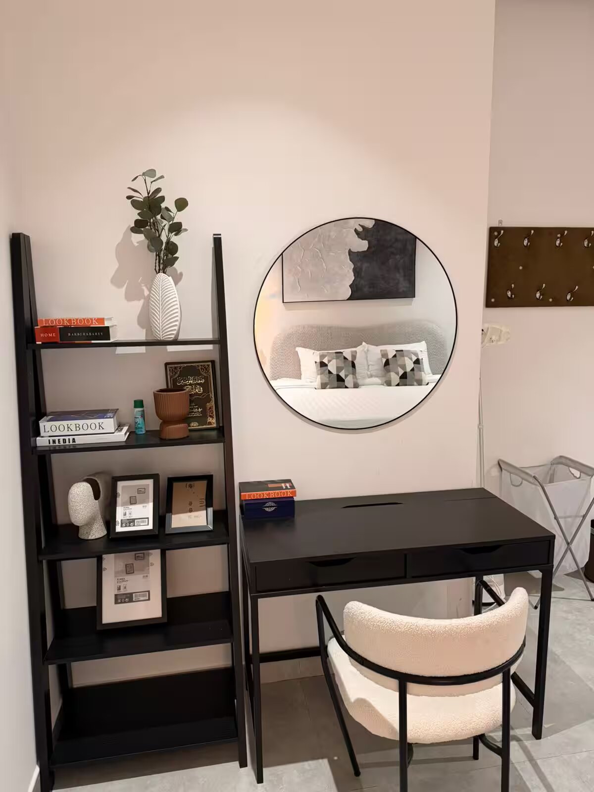 غرفتا نوم و صالة 9